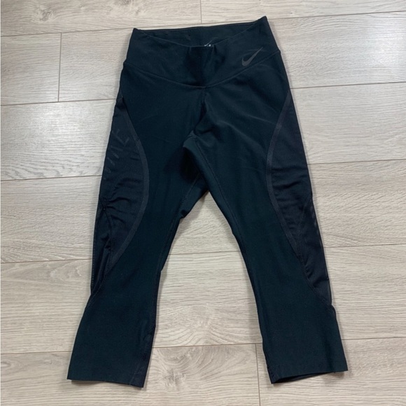 Nike Power Legend Mid Rise Black Training Crop Legging - Picture 2 of 12